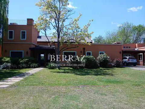 Casa alquiler temporal 4 ambientes en La Escondida Manzanares lote de 4300 m2
