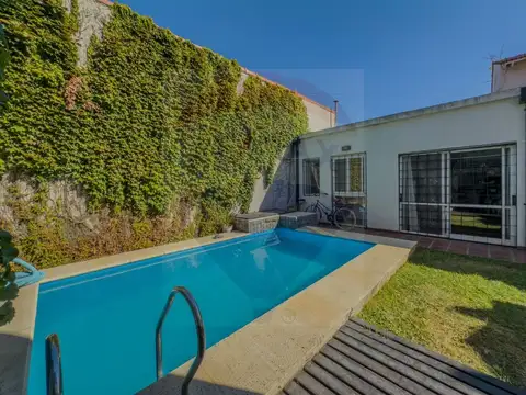 Casa en Venta en City Bell, USD 215.000