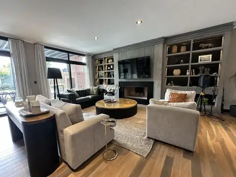 Casa en Venta de 4 dormitorios