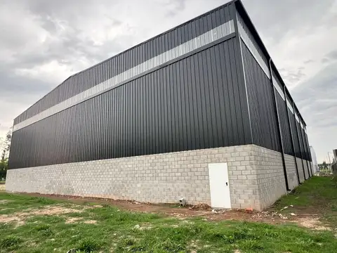 Nave Industrial en Venta/Alquiler en Parque Industrial Moreno 1