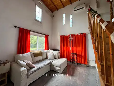 Casa 3 ambientes con 2 baños