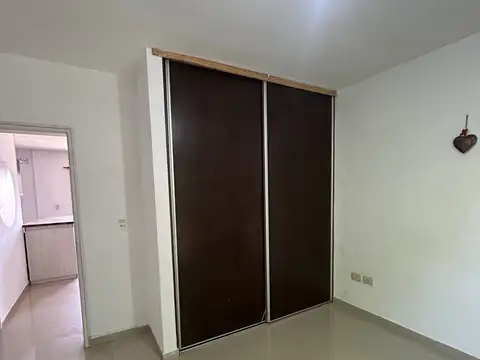 Scalabrini Ortiz 400, Piso 1