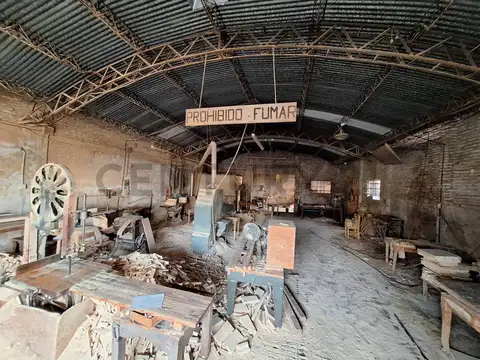 Galpon en Venta 13  mts Frente