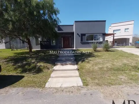 Venta Casa en Santo Domingo 3 Dormitorios Canning