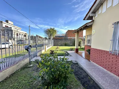 Casa en Venta en Temperley, USD 135.000