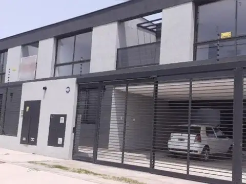 Luzuriaga - Villavicencio esquina Laguna Horcones  A metros de Club Mendoza de Regatas