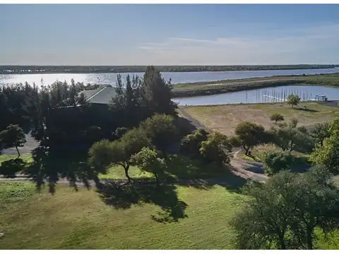 OPORTUNIDAD BARRIO CERRADO COSTANERA - BARRIO RIBERA