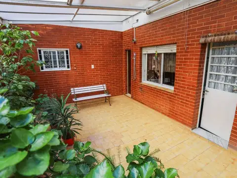 VENTA DPTO.3 DORM/COCHERA/BALCÓN FRENTE PATIO