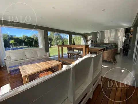 Casa en venta San Isidro, Labrador Villanueva APTA CREDITO, 5 ambientes