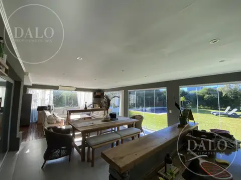 Casa en Venta de 4 dormitorios