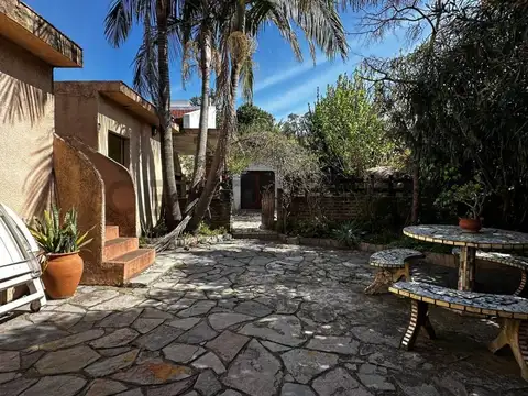 Mercedes 4800, Piso 0