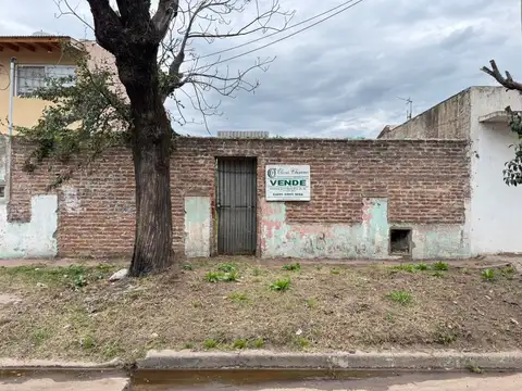 Terreno en Venta 33  mts Fondo