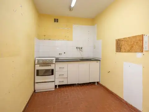 Depto Tipo Casa en Venta 70 años