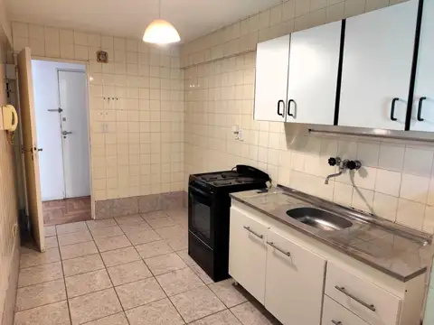 Alquiler 2 ambientes Belgrano 50 metros luminoso