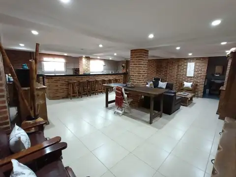 CASA - 5 AMBIENTES - RINCON DE MILBERG