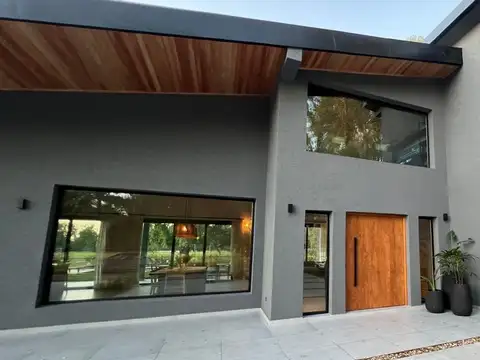 Casa en Alquiler Temporal de 4 dormitorios