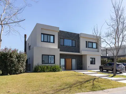 PUERTOS DEL LAGO -BARRIO MARINAS