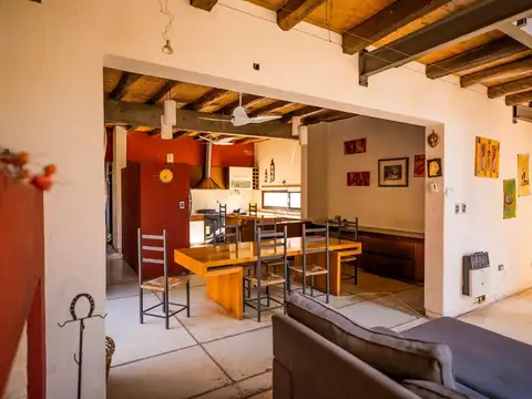 VENTA DE COMPLEJO DE CASAS Y QUINCHO EN DRUMMOND