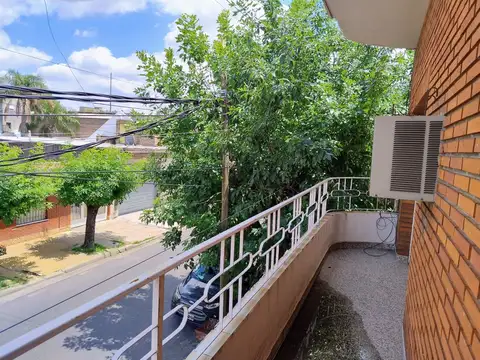 VENTA EN BLOCK CASA MULTIFAMILIAR ENT. INDEP.