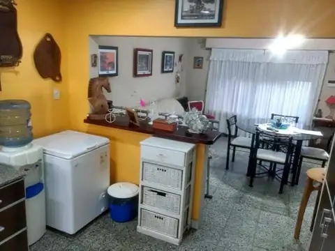 Depto Tipo Casa 4 ambientes con 1 baño