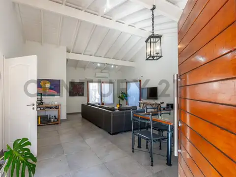 Casa en Venta en Don Torcuato, USD 235.000