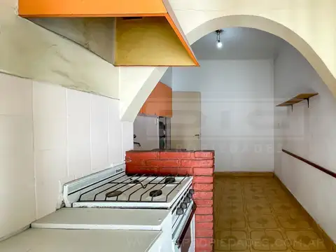 Depto Tipo Casa en Venta 50 años
