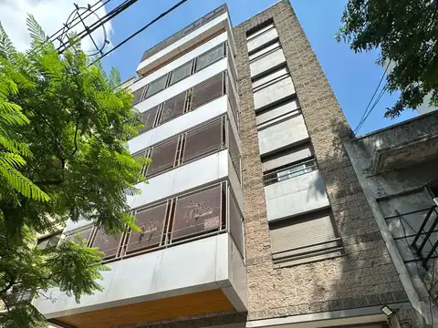 Semi Piso 4 Amb Fte con Cochera