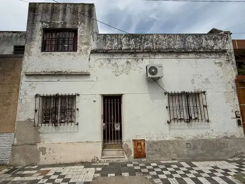 Casa en venta en Valentin Alsina