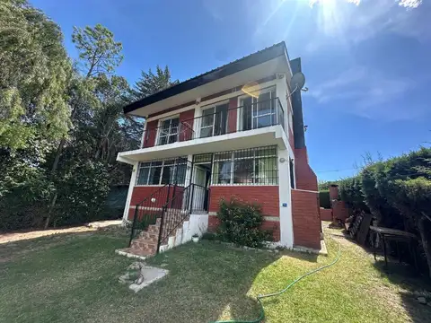 Venta 2 Casas 2 Dor con Escritura Siquiman 1008m2