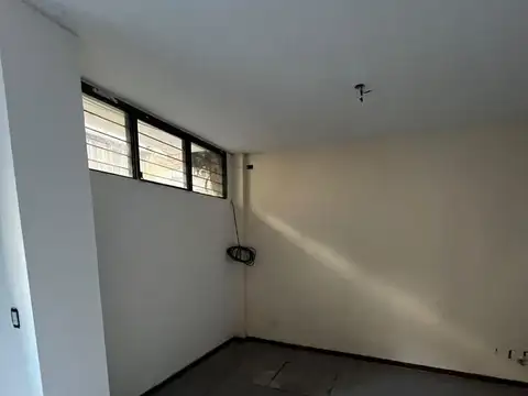 Oficina en Alquiler al Oeste