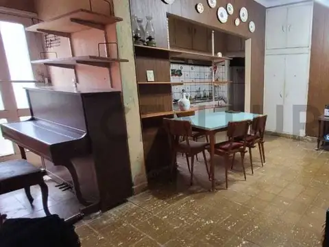 VENTA CASA 3 AMB GARAGE Y LOCAL EN GENERAL PIRAN