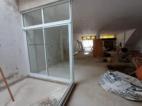 Local en Venta en Liniers, USD 320.000