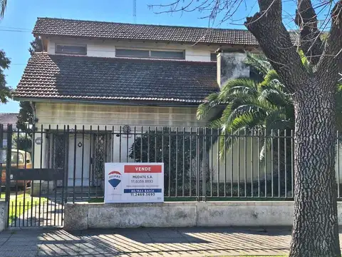 Coronel Pablo Zufriategui 500