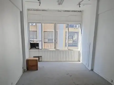 Av. Corrientes al 2300