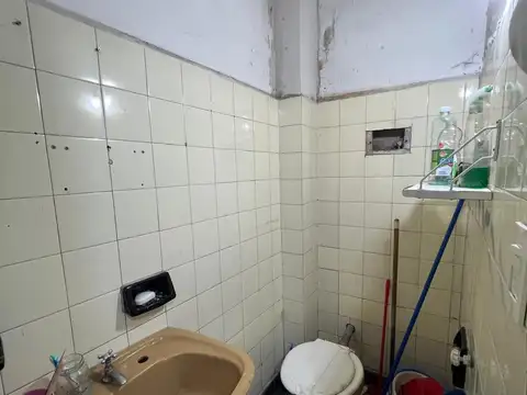 Local en Alquiler Via Púb.