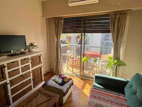 Presidente José Evaristo Uriburu 1600, Piso 8