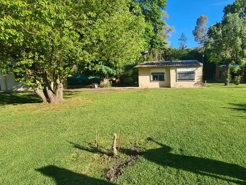 Casa 2 ambientes con 1 baño