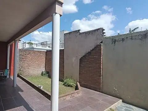 Casa en Venta en Moreno, USD 89.000