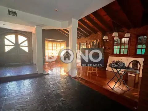 Casa en Venta en Agua Caliente, USD 400.000