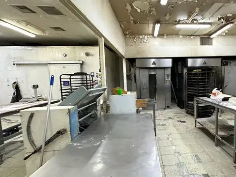 Galpon en Venta 36  mts Frente