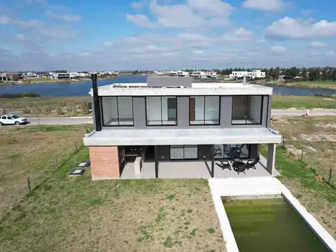 Casa en Venta en El Naudir, USD 255.000