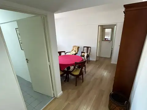 Dos Ambientes amueblado con balcón, Trelles 939 a 100 metros Plaza Irlanda