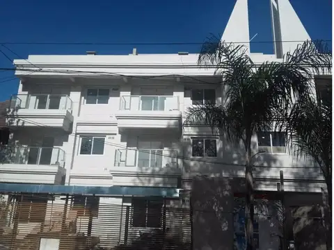 Ayacucho 200, Piso 1