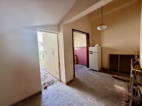 Local en Venta 86 años