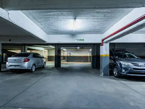 Cochera en venta Flores Movilidad reducida