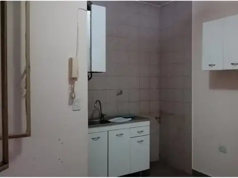 OPORTUNIDAD Departamento de un ambiente divisible  con patio apto credito