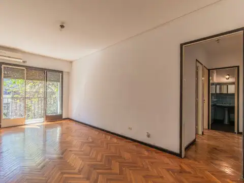 Av Diaz Velez al 4200 , Piso 3