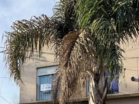 21 entre  472 y 473 , Piso 0