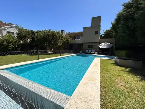 CASA en VENTA 5 Ambientes Barrio Semicerrado Leylander APTA CREDITO - Del Viso, Pilar