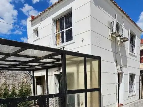 3 AMB CON COCHERA SEMICUBIERTA/ UBICADO EN CONDOMINIO SAN PEDRO